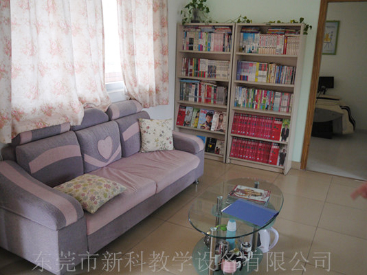 學(xué)校<a href='http://www.01vr.cn' target='1' style='font-size:14px; font-weight:bold; color:#0080ff;'>心理咨詢室</a>