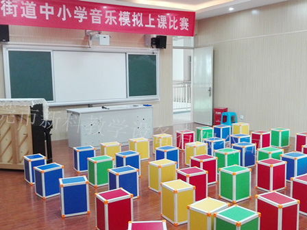 <a href='http://www.01vr.cn/chanpin/58-1.html' target='1' style='font-size:18px; font-weight:bold; color:#000000;'>音樂功能室</a>