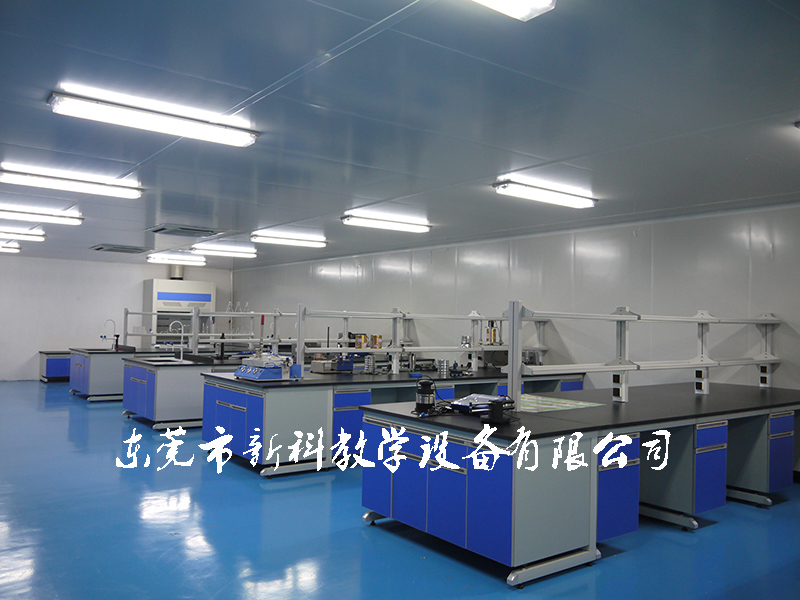 <a href='http://www.01vr.cn/products/63-1.html' target='1' style='font-size:18px; font-weight:bold; color:#000000;'>中央實驗臺</a>案例